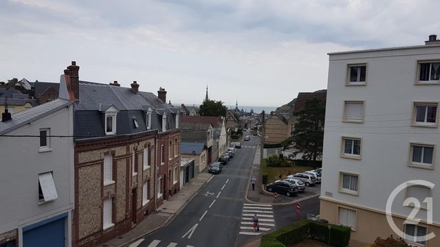 Appartement à louer - 3 pièces - 57.99 m2 - FECAMP - 76 - HAUTE-NORMANDIE - Century 21 Accore