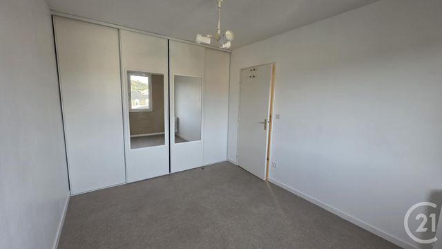 Appartement à louer - 3 pièces - 73.3 m2 - FECAMP - 76 - HAUTE-NORMANDIE - Century 21 Accore