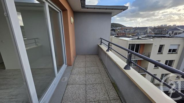Afficher la photo en grand Appartement F2 à louer - 2 pièces - 43.63 m2 - FECAMP - 76 - HAUTE-NORMANDIE - Century 21 Accore