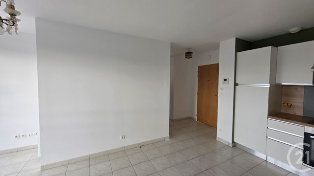 Afficher la photo en grand Appartement F2 à louer - 2 pièces - 43.63 m2 - FECAMP - 76 - HAUTE-NORMANDIE - Century 21 Accore