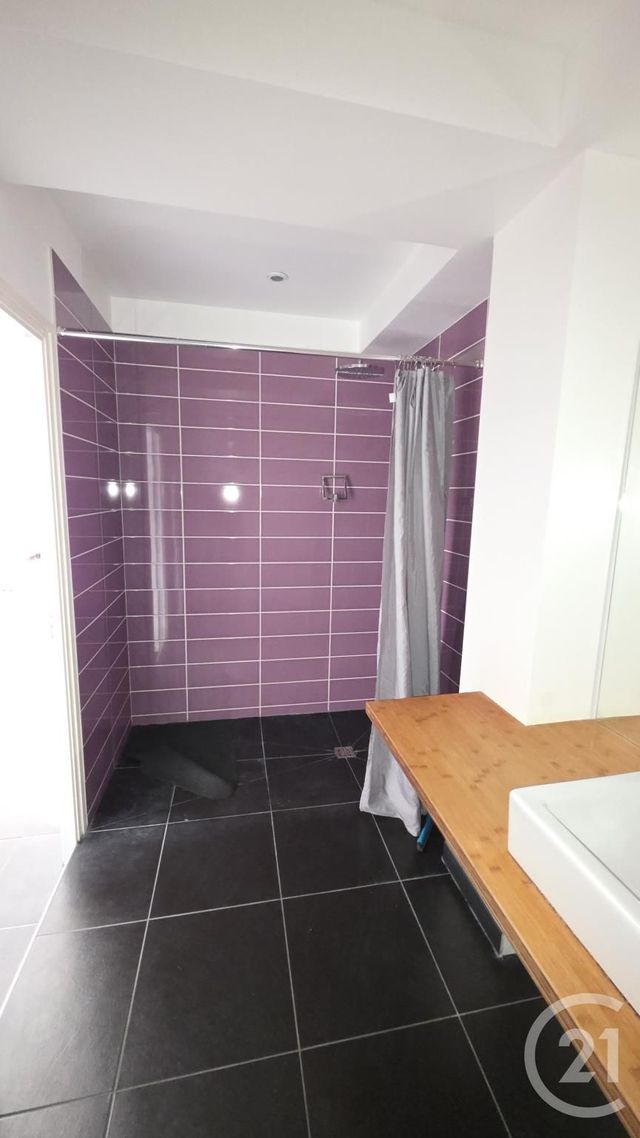 Appartement F2 à louer - 2 pièces - 64.65 m2 - FECAMP - 76 - HAUTE-NORMANDIE - Century 21 Accore