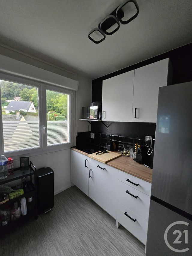 Appartement F1 à louer - 1 pièce - 27.86 m2 - FECAMP - 76 - HAUTE-NORMANDIE - Century 21 Accore