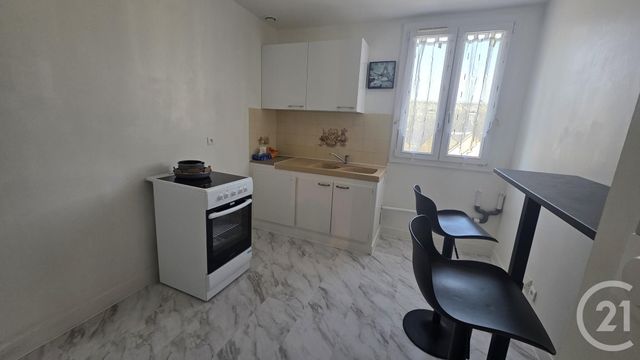 Appartement à louer - 4 pièces - 85.47 m2 - FECAMP - 76 - HAUTE-NORMANDIE - Century 21 Accore