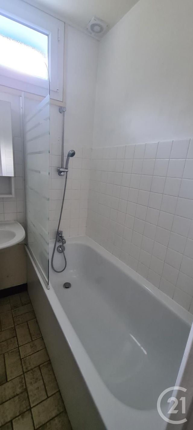 Appartement à louer - 2 pièces - 29.46 m2 - FECAMP - 76 - HAUTE-NORMANDIE - Century 21 Accore