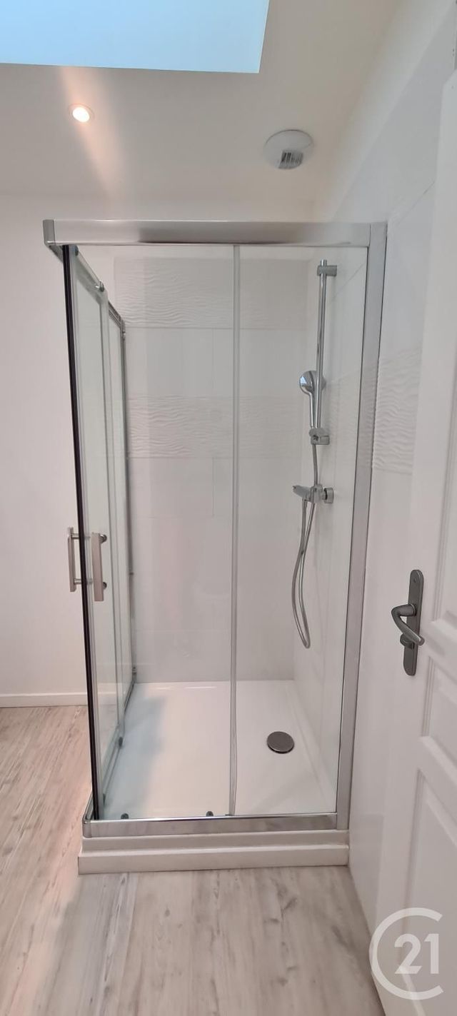 Appartement à louer - 3 pièces - 59.67 m2 - FECAMP - 76 - HAUTE-NORMANDIE - Century 21 Accore