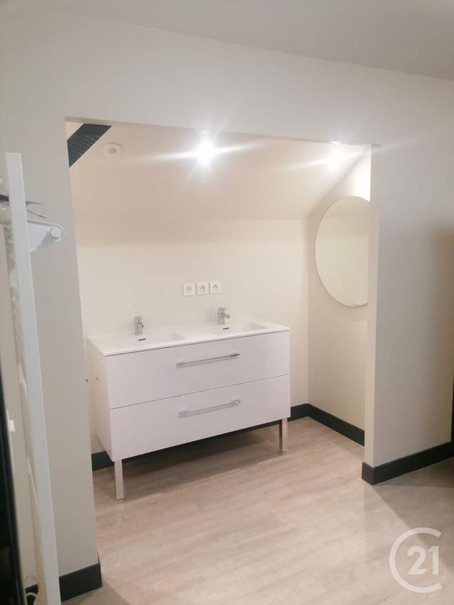 Appartement Chambre à louer - 1 pièce - 15.67 m2 - FECAMP - 76 - HAUTE-NORMANDIE - Century 21 Accore