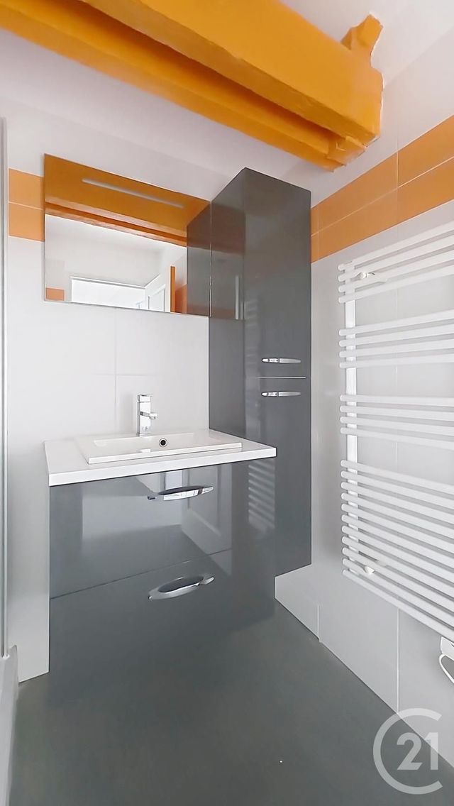 Appartement à louer - 3 pièces - 45.48 m2 - FECAMP - 76 - HAUTE-NORMANDIE - Century 21 Accore