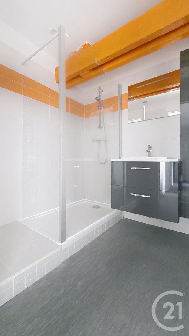 Appartement à louer - 3 pièces - 45.48 m2 - FECAMP - 76 - HAUTE-NORMANDIE - Century 21 Accore