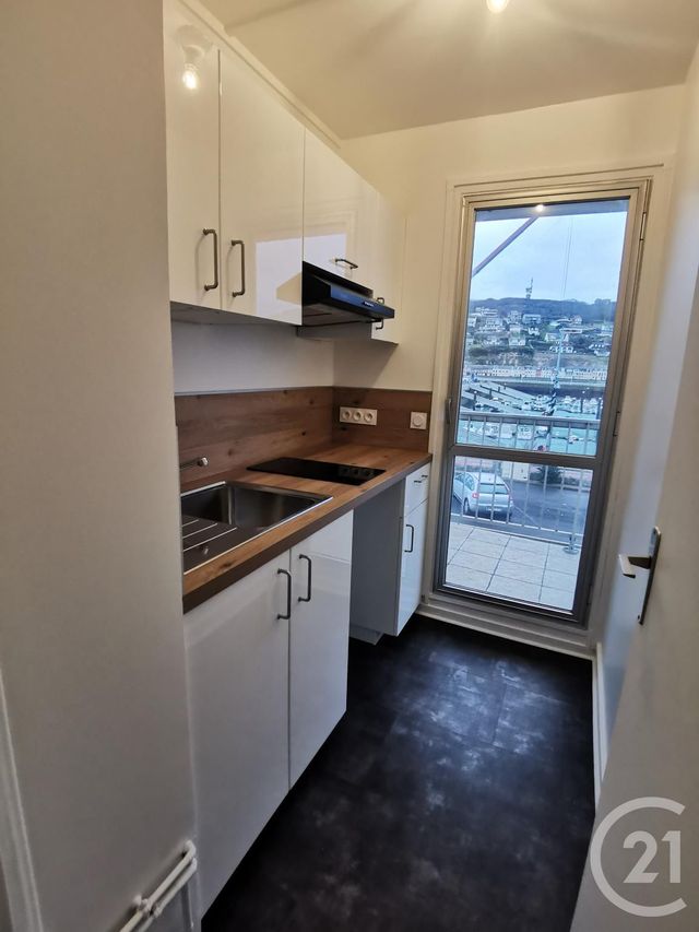 Appartement à louer - 2 pièces - 43.54 m2 - FECAMP - 76 - HAUTE-NORMANDIE - Century 21 Accore