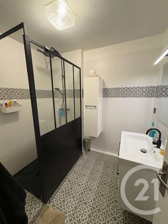 Appartement F2 à vendre - 2 pièces - 46.1 m2 - FECAMP - 76 - HAUTE-NORMANDIE - Century 21 Accore