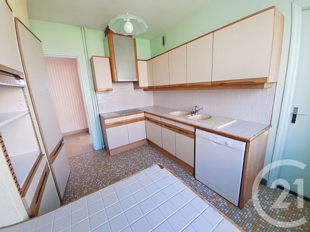 Appartement F3 à vendre - 3 pièces - 83.94 m2 - FECAMP - 76 - HAUTE-NORMANDIE - Century 21 Accore