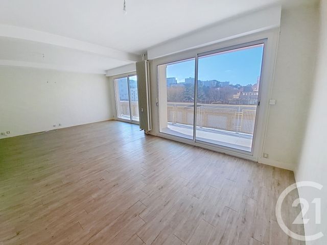 Appartement F3 à vendre - 3 pièces - 83.94 m2 - FECAMP - 76 - HAUTE-NORMANDIE - Century 21 Accore