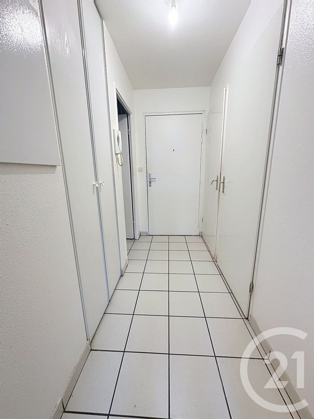 Appartement F2 bis à vendre - 3 pièces - 55.26 m2 - FECAMP - 76 - HAUTE-NORMANDIE - Century 21 Accore