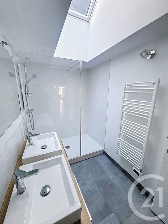 Appartement F3 bis à vendre - 5 pièces - 83.5 m2 - FECAMP - 76 - HAUTE-NORMANDIE - Century 21 Accore