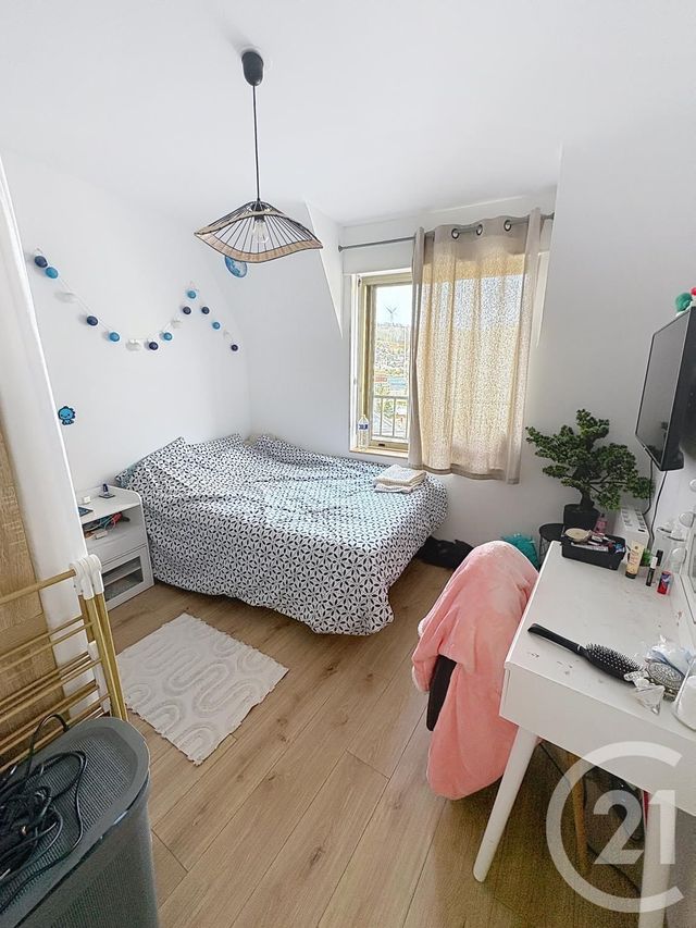 Appartement F2 à vendre - 4 pièces - 33.6 m2 - FECAMP - 76 - HAUTE-NORMANDIE - Century 21 Accore