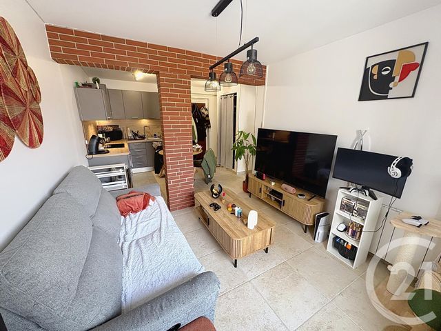 Appartement F2 à vendre - 4 pièces - 33.6 m2 - FECAMP - 76 - HAUTE-NORMANDIE - Century 21 Accore