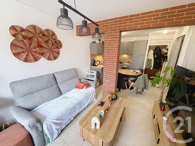 Appartement F2 à vendre - 4 pièces - 33.6 m2 - FECAMP - 76 - HAUTE-NORMANDIE - Century 21 Accore