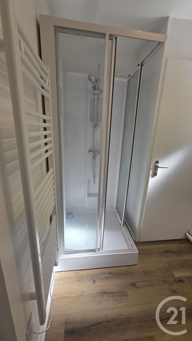 maison à louer - 4 pièces - 69.4 m2 - VALMONT - 76 - HAUTE-NORMANDIE - Century 21 Accore