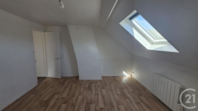 maison à louer - 4 pièces - 69.4 m2 - VALMONT - 76 - HAUTE-NORMANDIE - Century 21 Accore