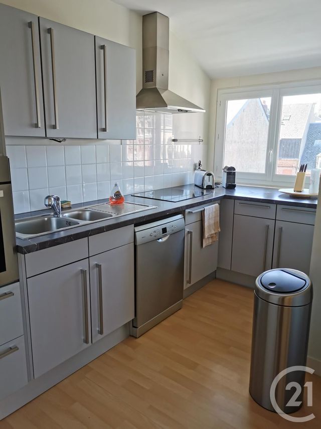 Appartement F3 à louer - 3 pièces - 84.6 m2 - FECAMP - 76 - HAUTE-NORMANDIE - Century 21 Accore