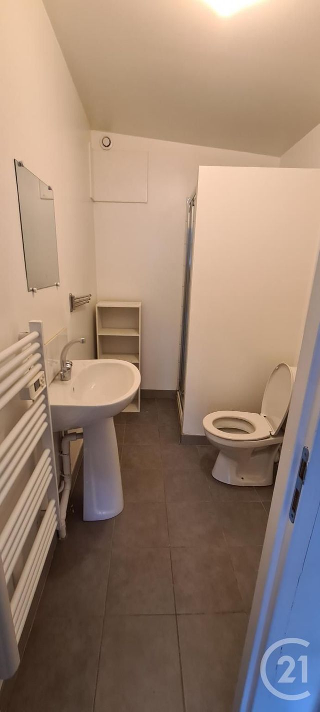 Appartement Studio à louer - 1 pièce - 32.21 m2 - FECAMP - 76 - HAUTE-NORMANDIE - Century 21 Accore