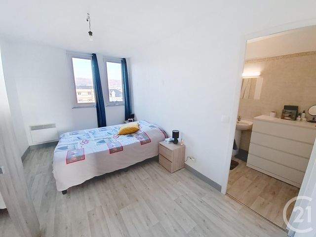 Appartement à louer - 2 pièces - 63.07 m2 - FECAMP - 76 - HAUTE-NORMANDIE - Century 21 Accore