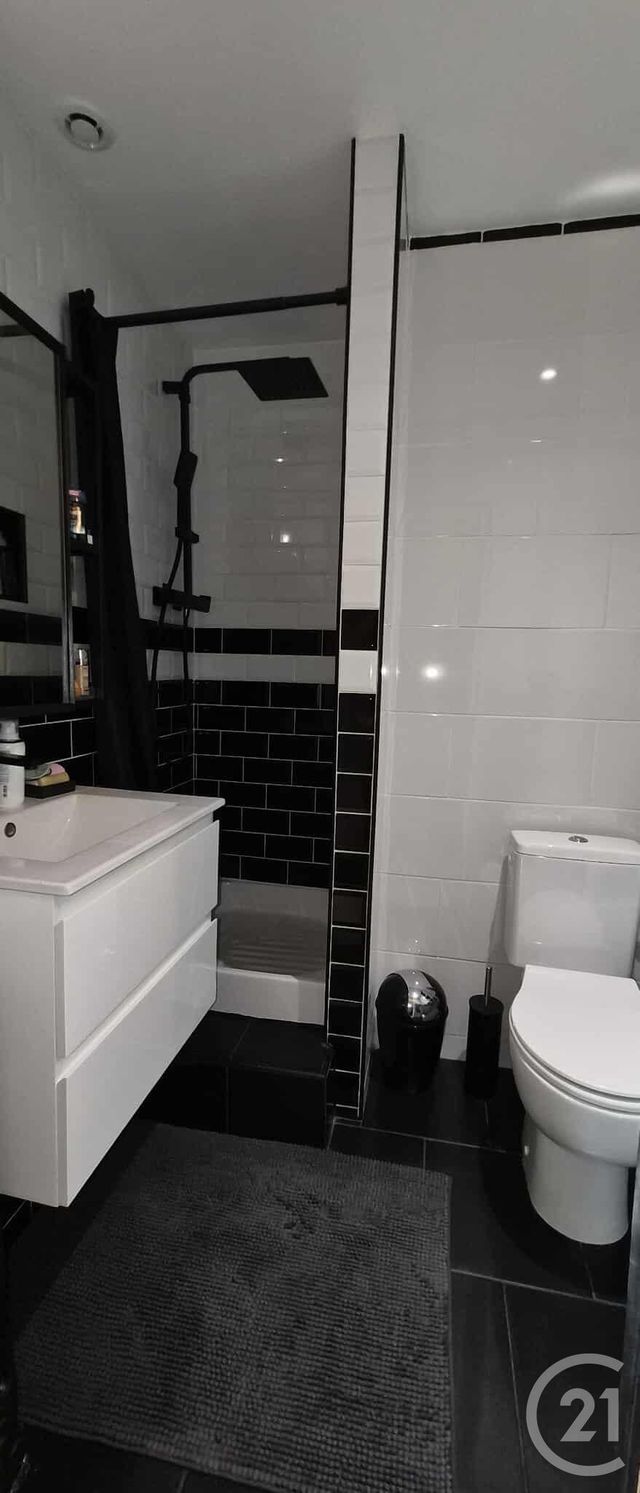 Appartement F1 à louer - 1 pièce - 27.86 m2 - FECAMP - 76 - HAUTE-NORMANDIE - Century 21 Accore