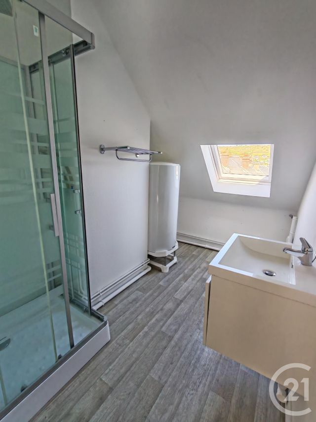 Appartement F2 à louer - 2 pièces - 33.01 m2 - FECAMP - 76 - HAUTE-NORMANDIE - Century 21 Accore