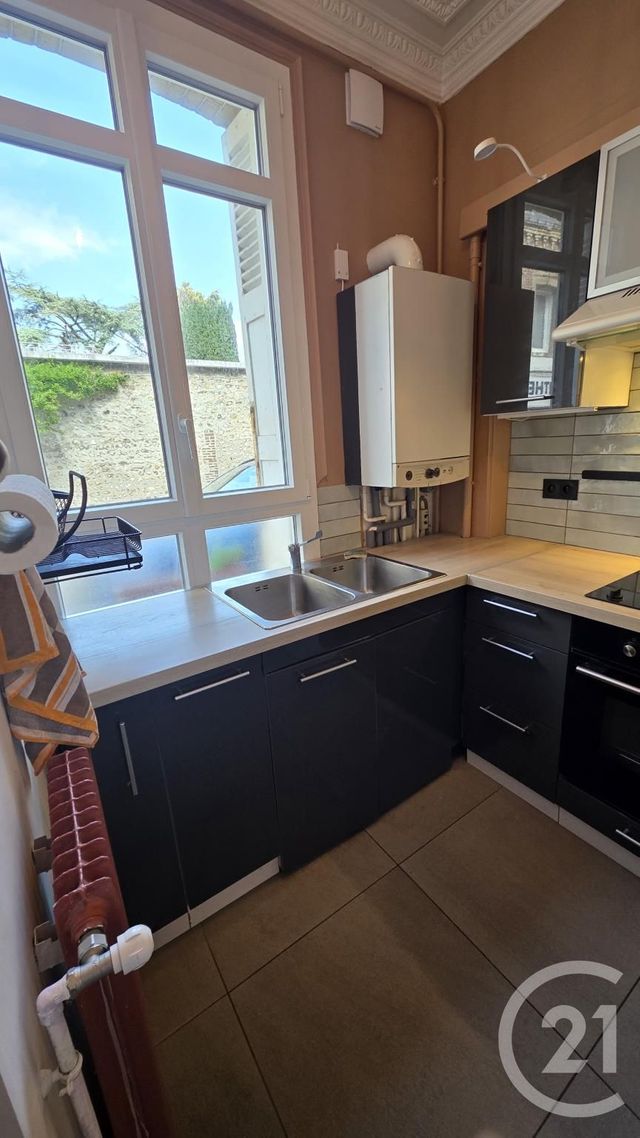 Appartement Studio à louer - 1 pièce - 35.45 m2 - FECAMP - 76 - HAUTE-NORMANDIE - Century 21 Accore