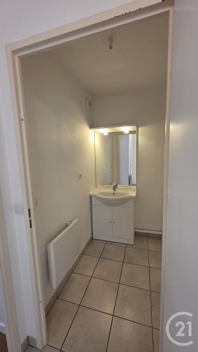 Appartement F2 à louer - 2 pièces - 47.92 m2 - FECAMP - 76 - HAUTE-NORMANDIE - Century 21 Accore