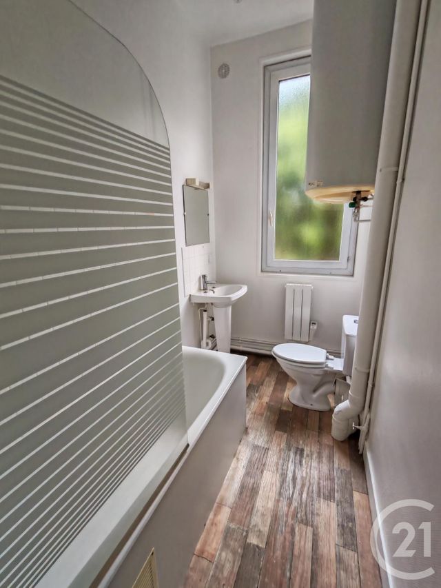Appartement à louer - 2 pièces - 34.33 m2 - FECAMP - 76 - HAUTE-NORMANDIE - Century 21 Accore