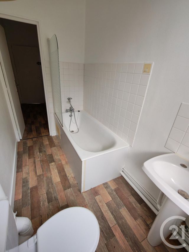 Appartement à louer - 2 pièces - 34.33 m2 - FECAMP - 76 - HAUTE-NORMANDIE - Century 21 Accore