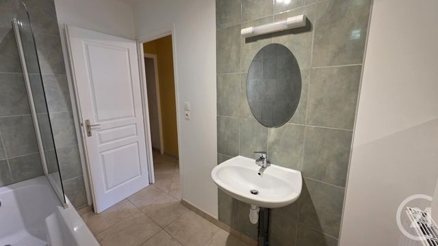 maison à louer - 3 pièces - 110.1 m2 - YPREVILLE BIVILLE - 76 - HAUTE-NORMANDIE - Century 21 Accore