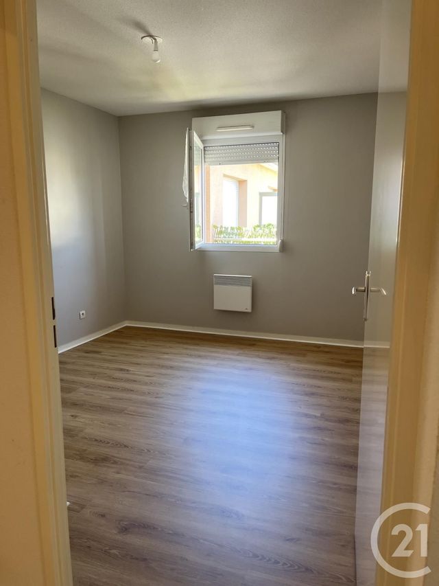Appartement F2 à louer - 2 pièces - 47.8 m2 - FECAMP - 76 - HAUTE-NORMANDIE - Century 21 Accore