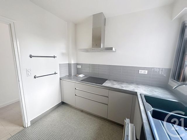 Appartement F4 à vendre - 5 pièces - 116.0 m2 - FECAMP - 76 - HAUTE-NORMANDIE - Century 21 Accore