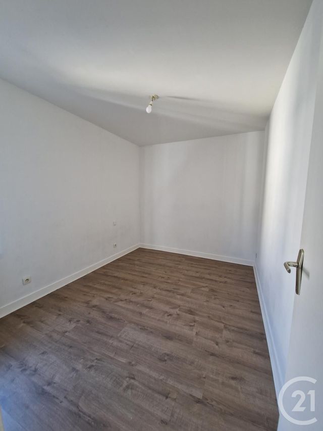 Appartement F3 à louer - 3 pièces - 49.9 m2 - FECAMP - 76 - HAUTE-NORMANDIE - Century 21 Accore