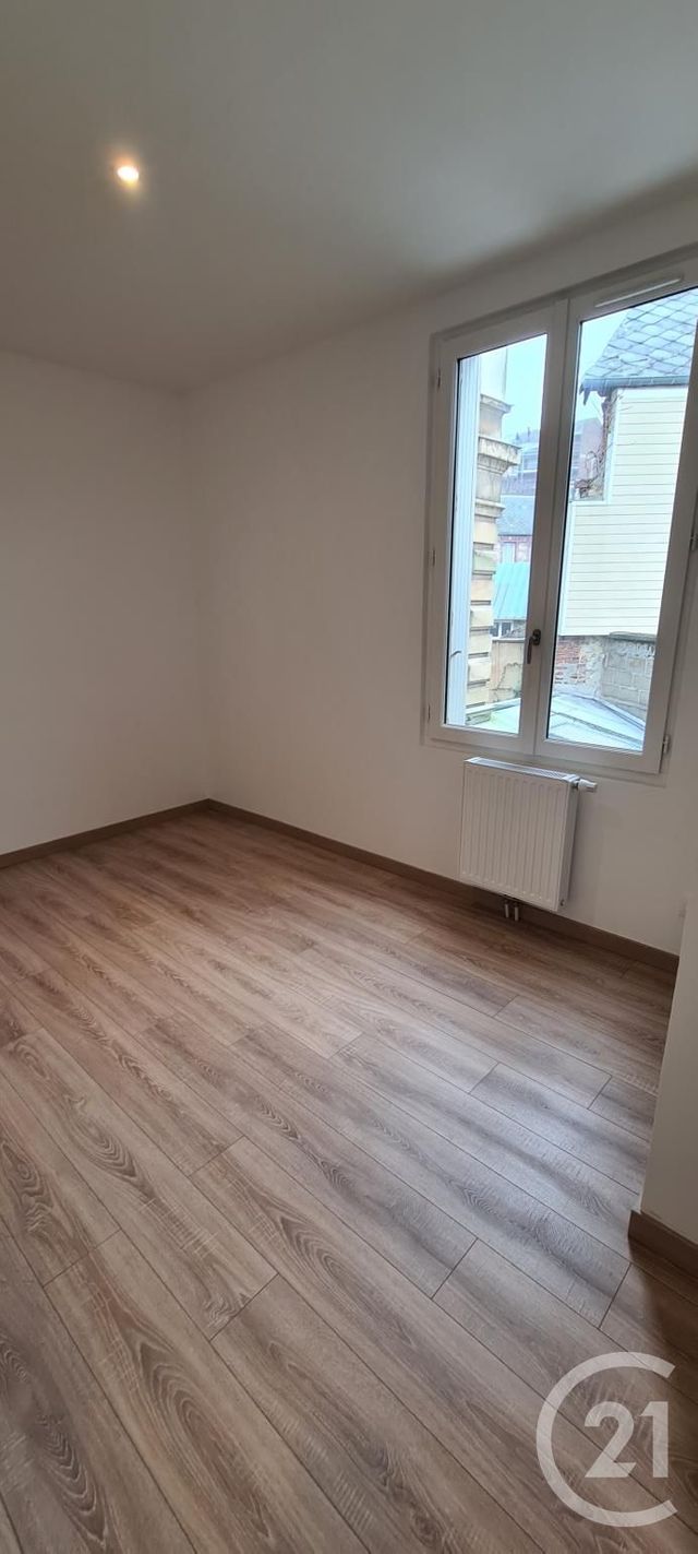 maison à louer - 4 pièces - 116.4 m2 - FECAMP - 76 - HAUTE-NORMANDIE - Century 21 Accore