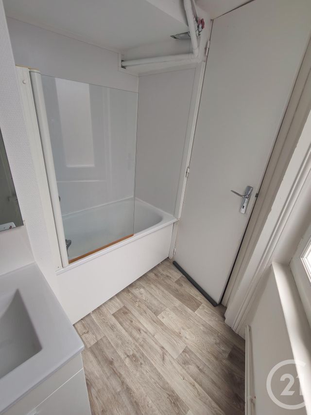 Appartement Studio à louer - 1 pièce - 19.51 m2 - FECAMP - 76 - HAUTE-NORMANDIE - Century 21 Accore