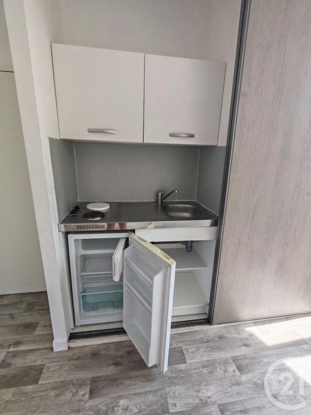 Appartement Studio à louer - 1 pièce - 19.51 m2 - FECAMP - 76 - HAUTE-NORMANDIE - Century 21 Accore