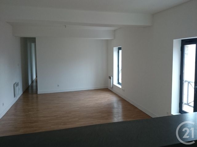 Appartement à louer - 4 pièces - 102.48 m2 - FECAMP - 76 - HAUTE-NORMANDIE - Century 21 Accore