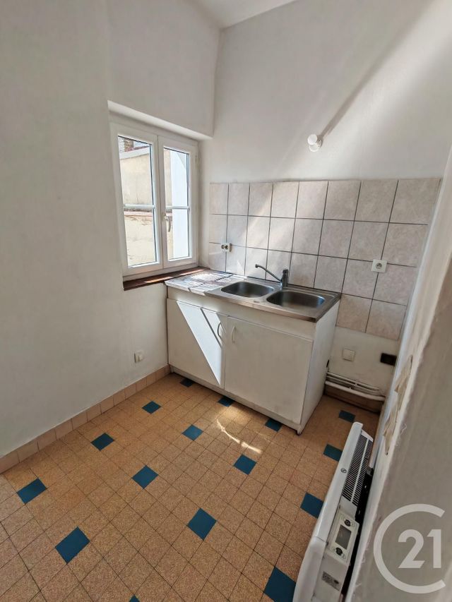maison à louer - 3 pièces - 56.0 m2 - FECAMP - 76 - HAUTE-NORMANDIE - Century 21 Accore