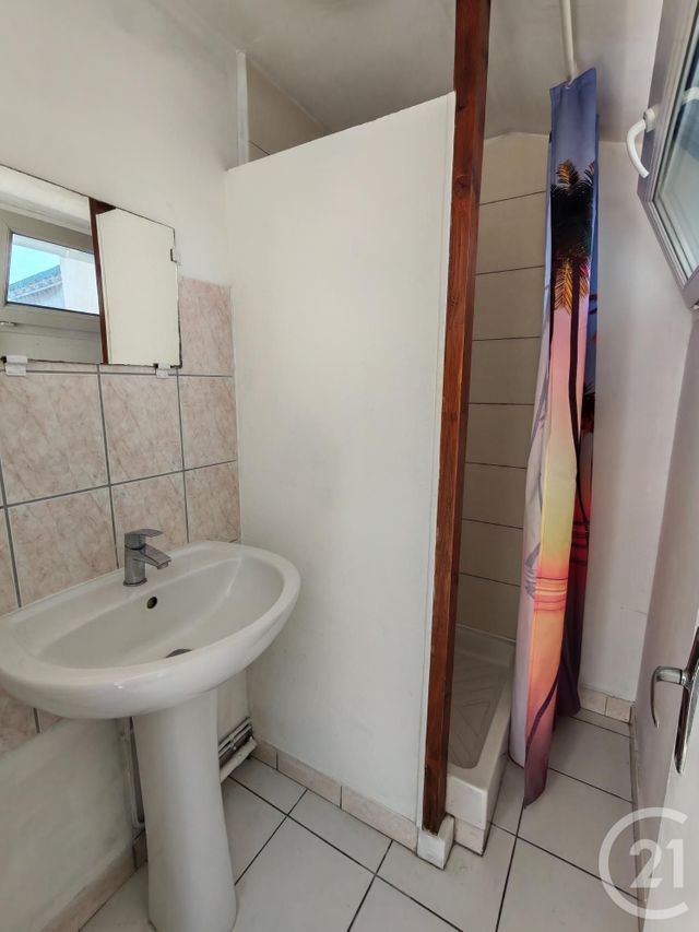 maison à louer - 3 pièces - 56.0 m2 - FECAMP - 76 - HAUTE-NORMANDIE - Century 21 Accore