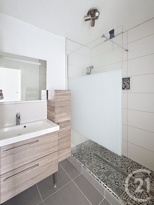 Appartement F2 à vendre - 2 pièces - 48.0 m2 - FECAMP - 76 - HAUTE-NORMANDIE - Century 21 Accore