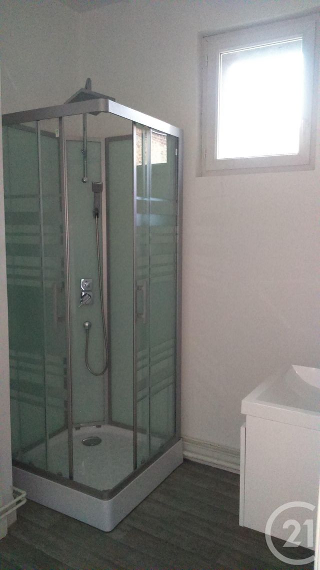 Appartement à louer - 2 pièces - 48.4 m2 - FECAMP - 76 - HAUTE-NORMANDIE - Century 21 Accore