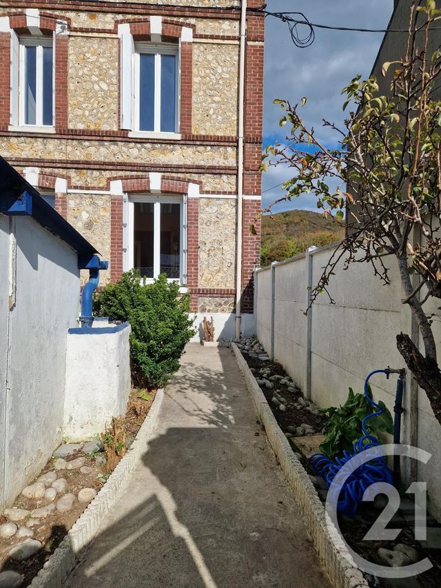 maison à louer - 5 pièces - 85.97 m2 - FECAMP - 76 - HAUTE-NORMANDIE - Century 21 Accore