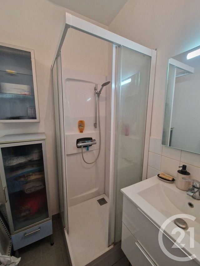 Appartement à louer - 3 pièces - 48.45 m2 - FECAMP - 76 - HAUTE-NORMANDIE - Century 21 Accore