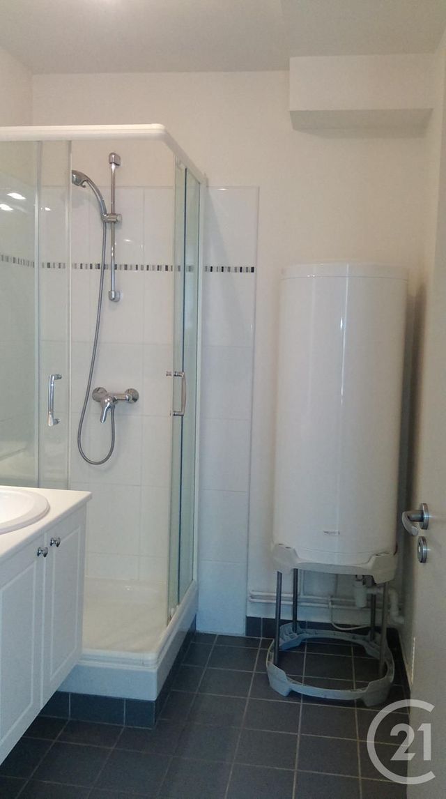 Appartement F2 à louer - 2 pièces - 34.69 m2 - FECAMP - 76 - HAUTE-NORMANDIE - Century 21 Accore